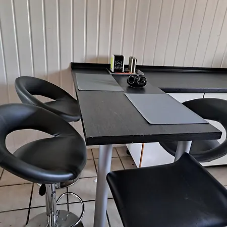 30 Qm, 2 Zimmer, Fw 1, * Kirchhain